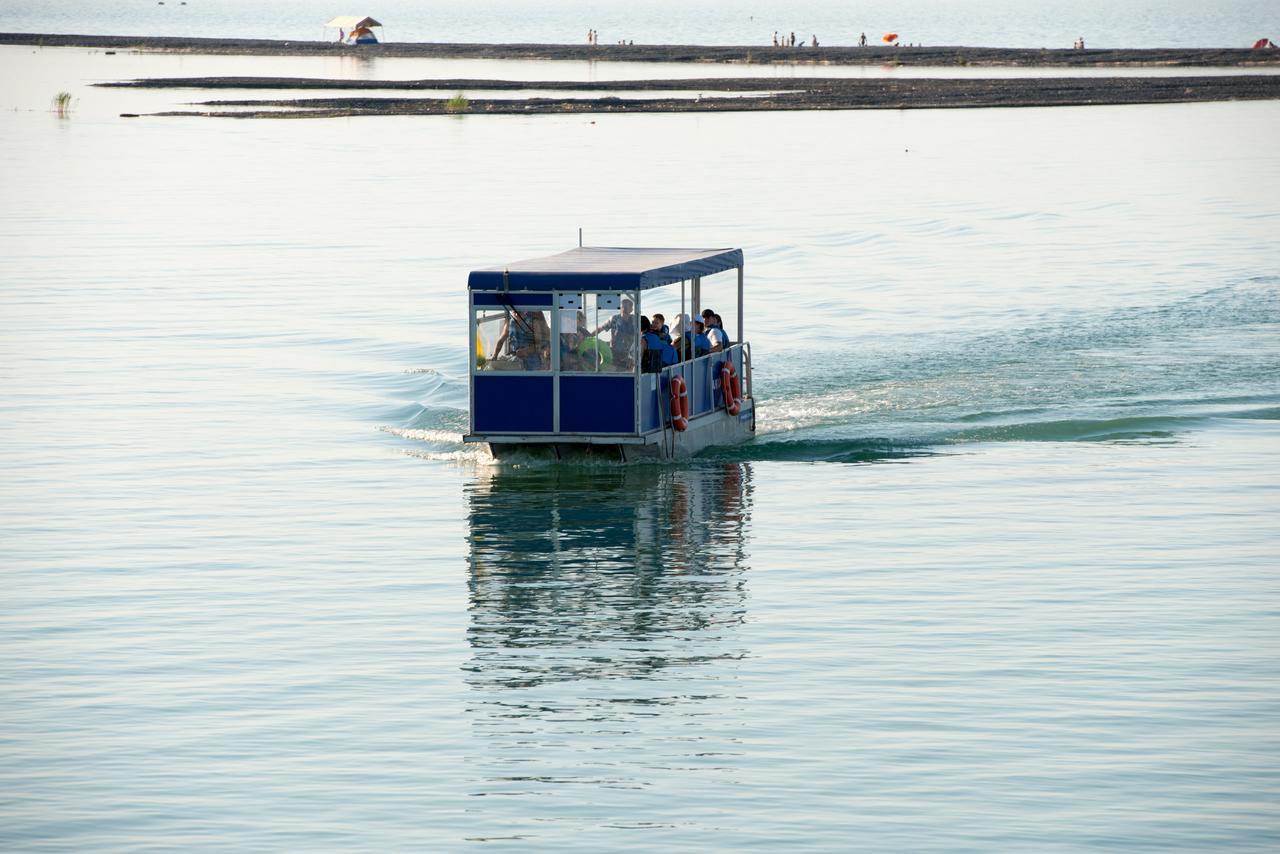 Aquamarine Resort Akshi 외부 사진
