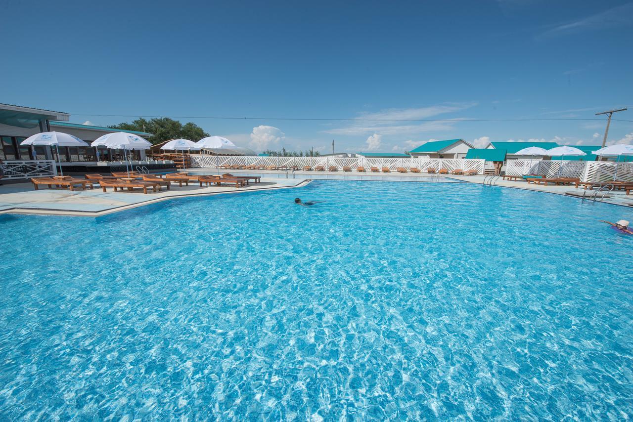 Aquamarine Resort Akshi 외부 사진
