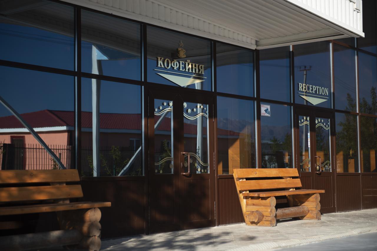 Aquamarine Resort Akshi 외부 사진