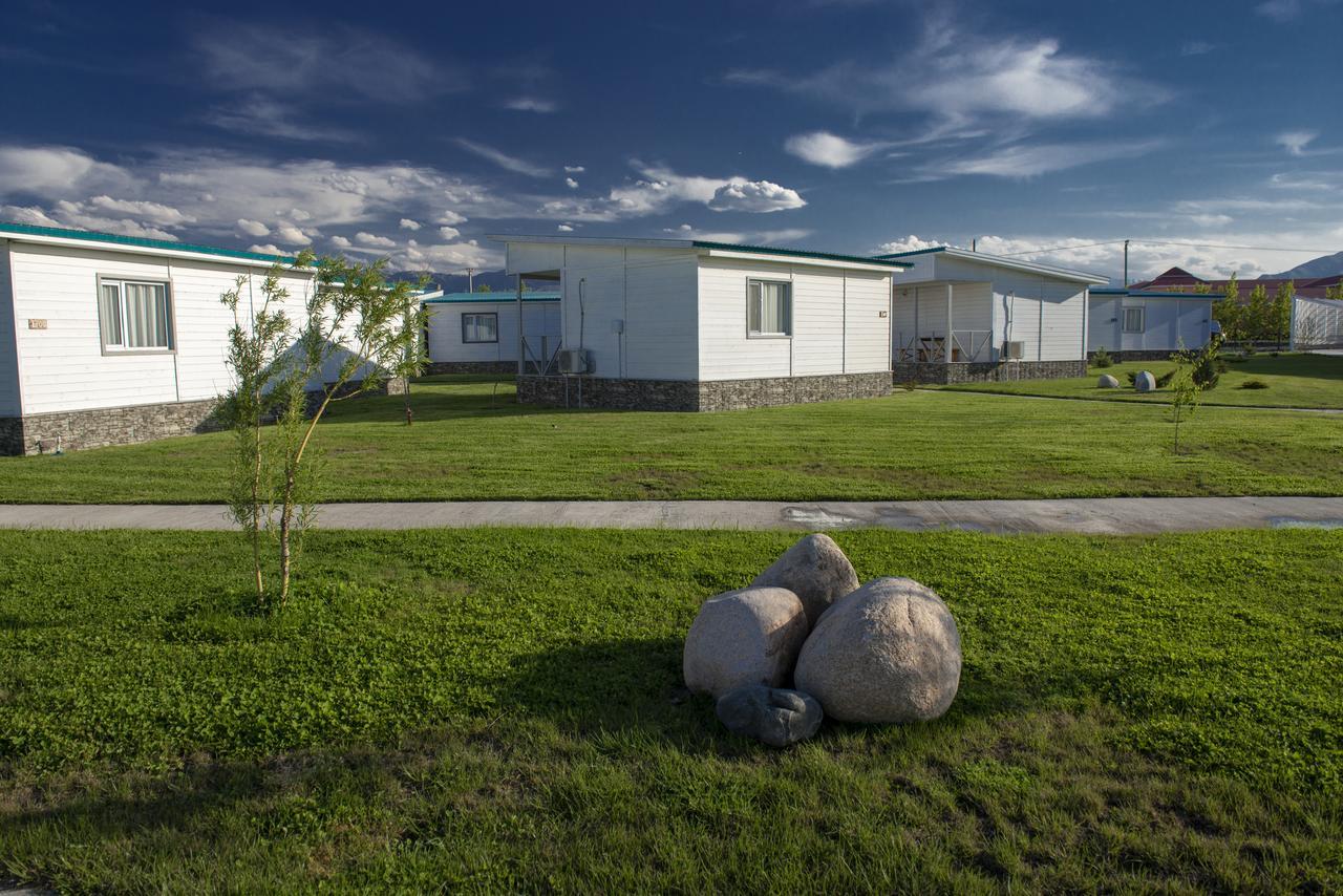 Aquamarine Resort Akshi 외부 사진